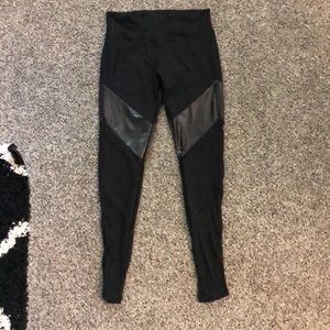 NWOT Electric Yoga workout pants
